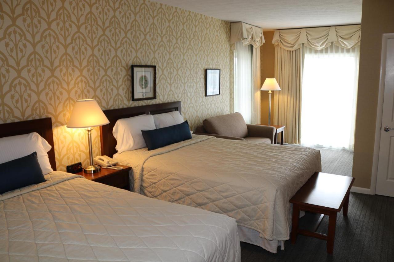 Motel The Village 4*