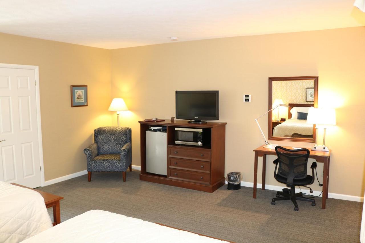 The Village 4*